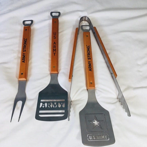 Army Strong BBQ Grilling Set by You the Fan - Picture 12 of 12